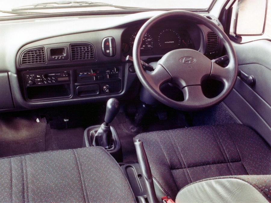  Hyundai H100 Panel Van 1996 года  (UK) (фото 4 из 5)